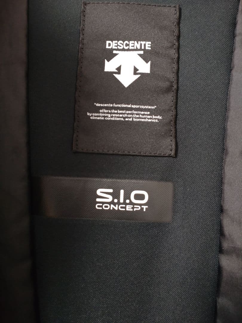 ジ*ん様 【送料無料】デサント　スキーウェア　SIO