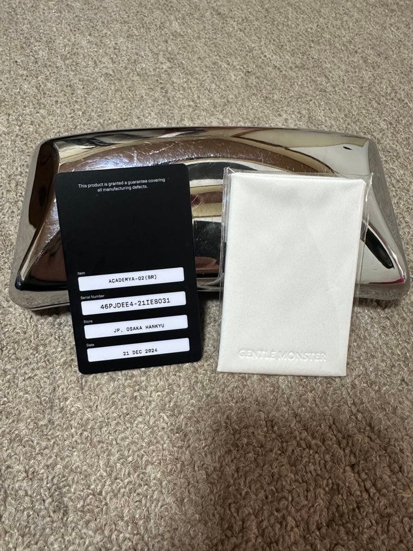 【美品】ジェントルモンスター atomic サングラス シルバー