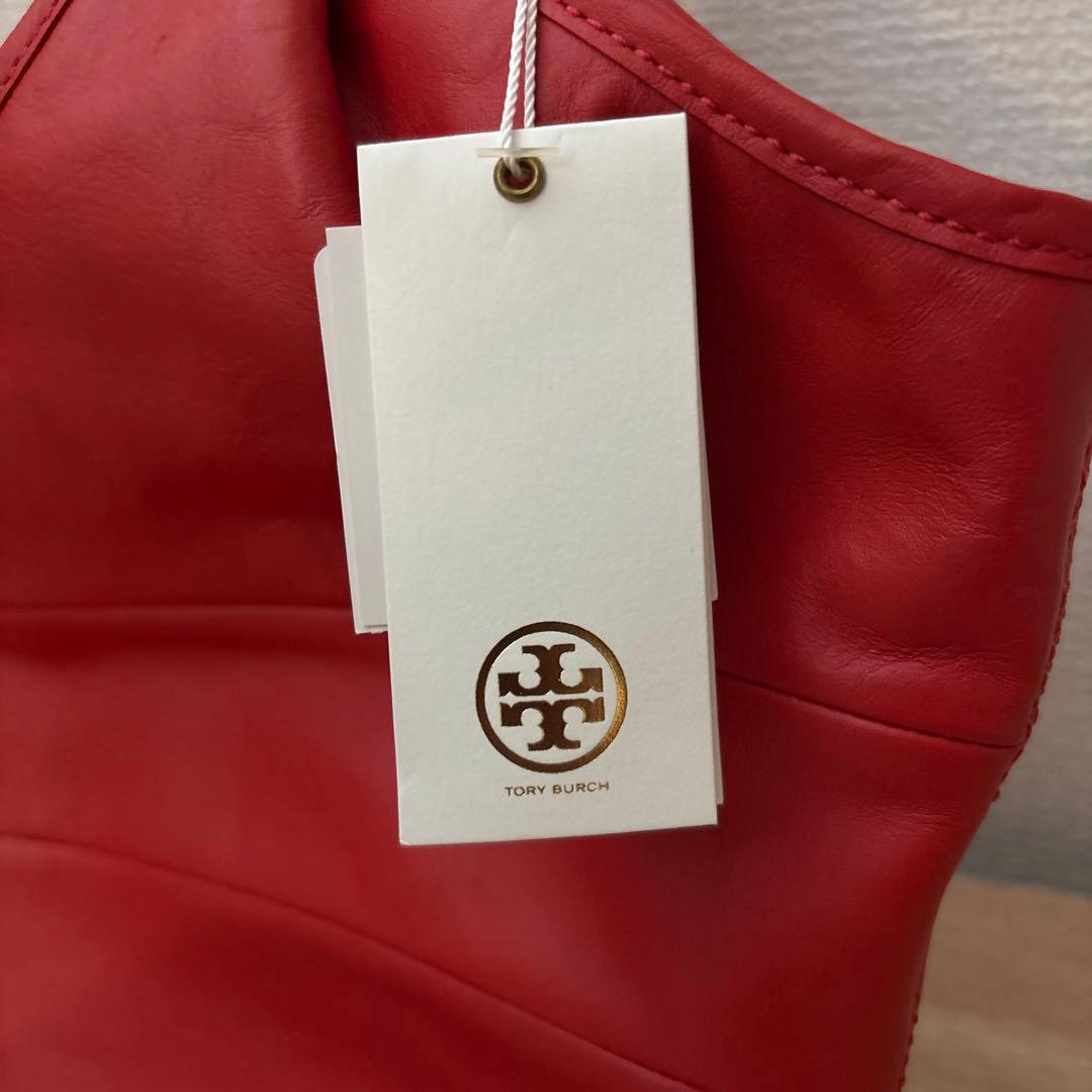 トリーバーチ　バック　　赤