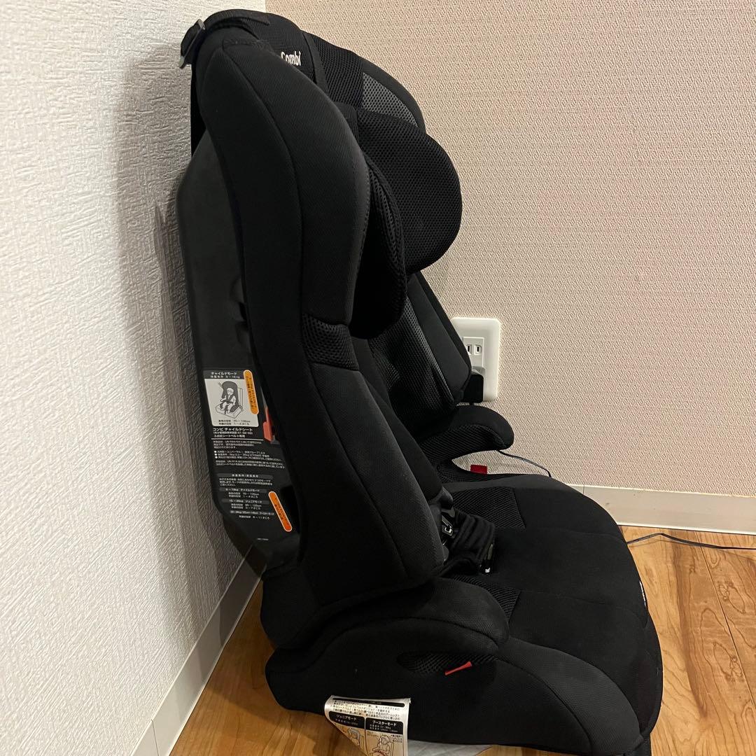 【美品】 コンビ ジョイトリップ エアスルー GG ブラック ジュニアシート