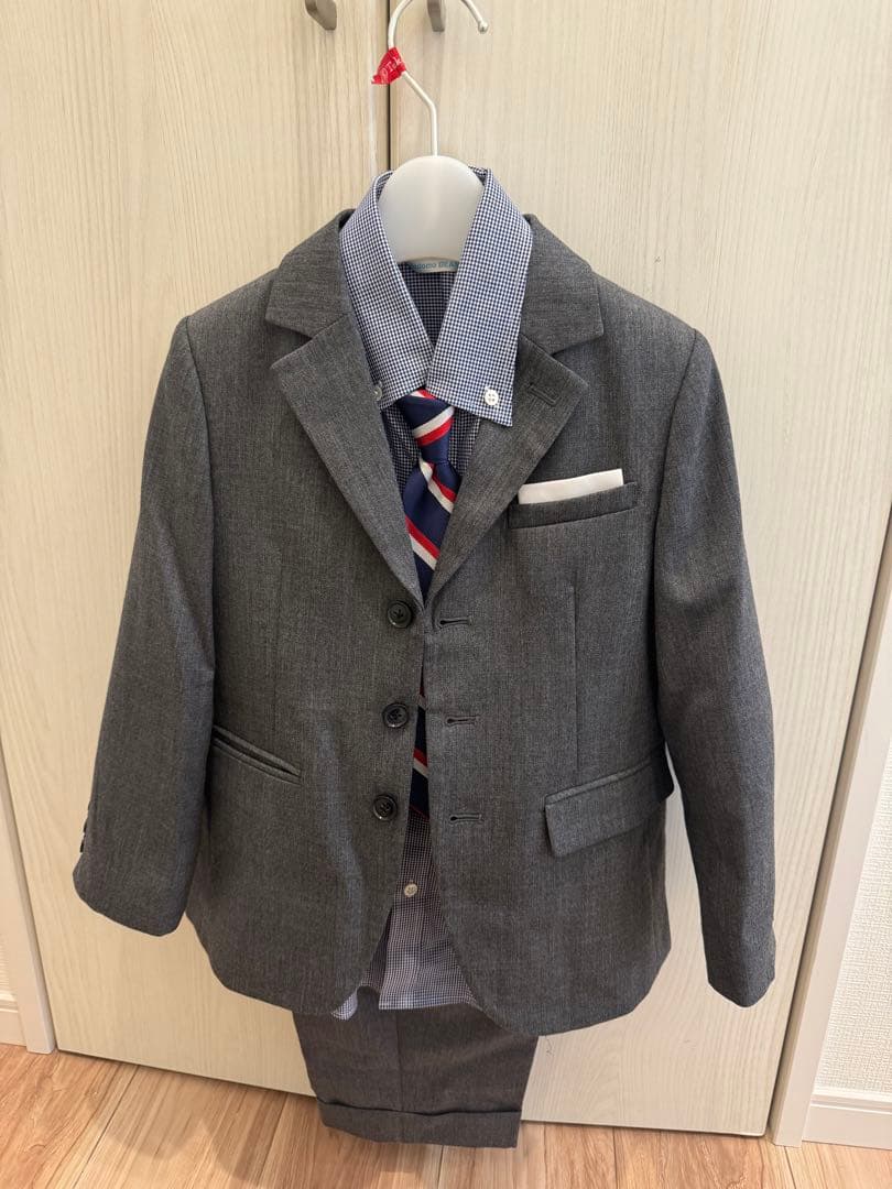 グレー スーツ・ブレザー ネクタイ付き
