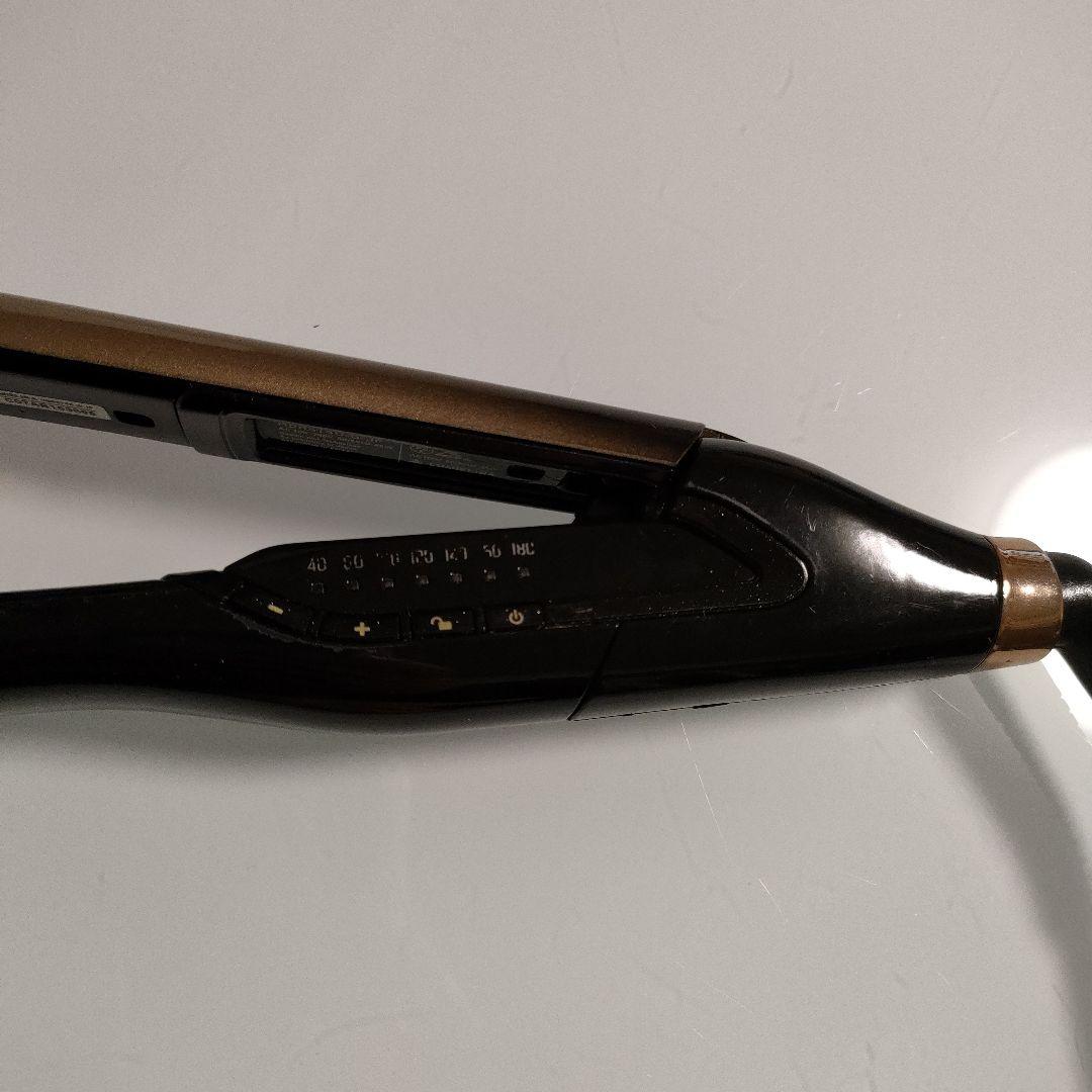 週末お値下げ中！動作確認済み　ヘアビューロン 4D Plus　ストレートアイロン