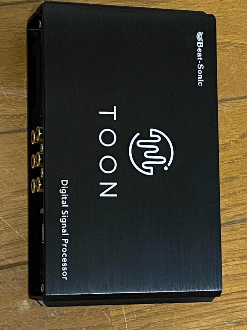 ビートソニックDSP機能付きアンプ、DSP-T302　90系ヴォクシー