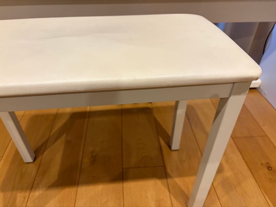 電子ピアノ　CASIO Privia PX770 ホワイト