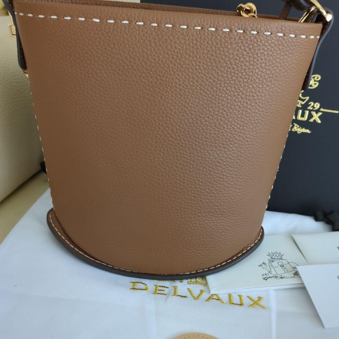 ✨新品✨ＤＥＬＶＡＵＸデルボーパン