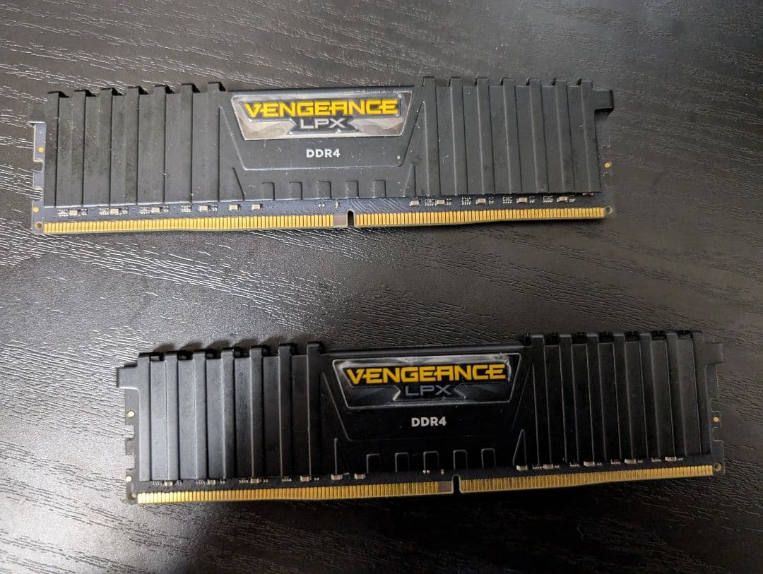 メモリー DDR4 3200MHz 64GB (32GBx2)