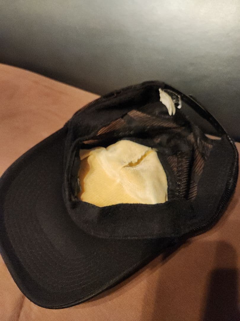 CHROME HEARTS トラッカーキャップ ホワイト/ブラック　破れ有り