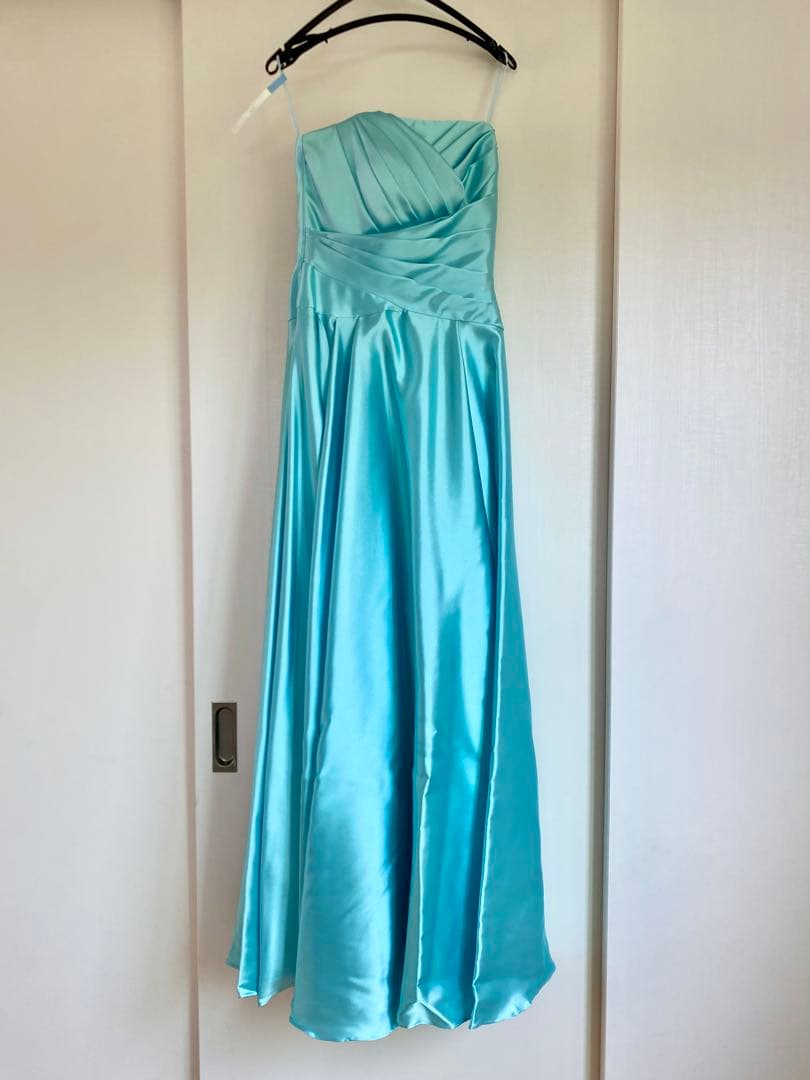 p*a様 AIMER エメ 演奏会 水色 ストラップレス ロングドレス