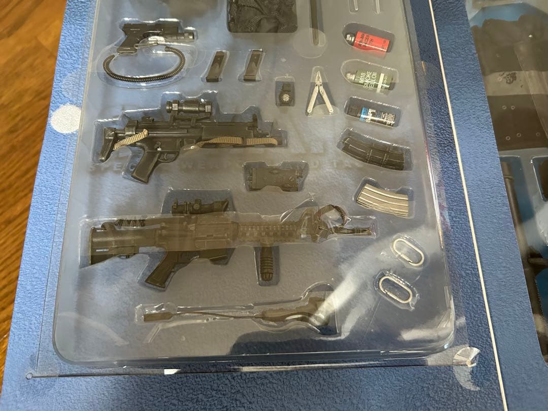 【ウェイン】1/6 SWATとnight ops jumper 2体セット