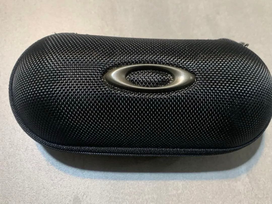 Oakley ブラックサングラス ケース付き made in USA