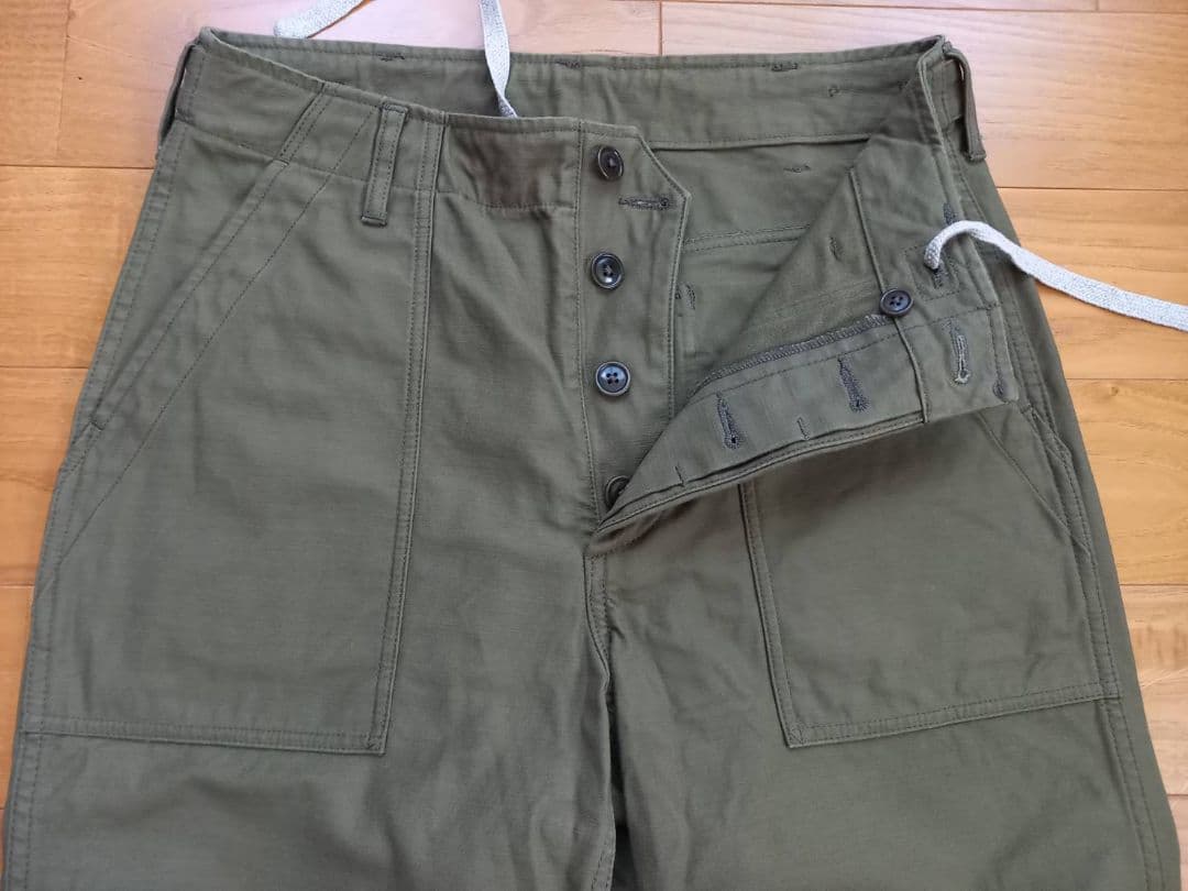 新品！45R バックサテン 908ベイカーパンツ