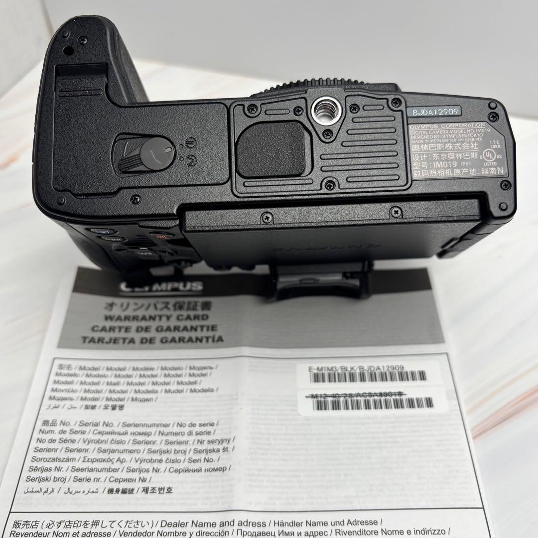 【新品級・ショット数587回】オリンパス OM-D E-M1 Mark III