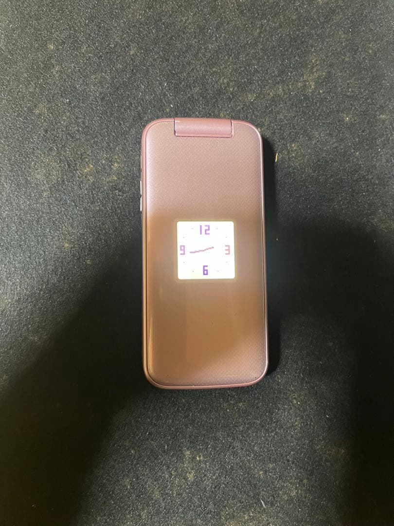 docomo F-01M ピンク 折りたたみ式 らくらくホン