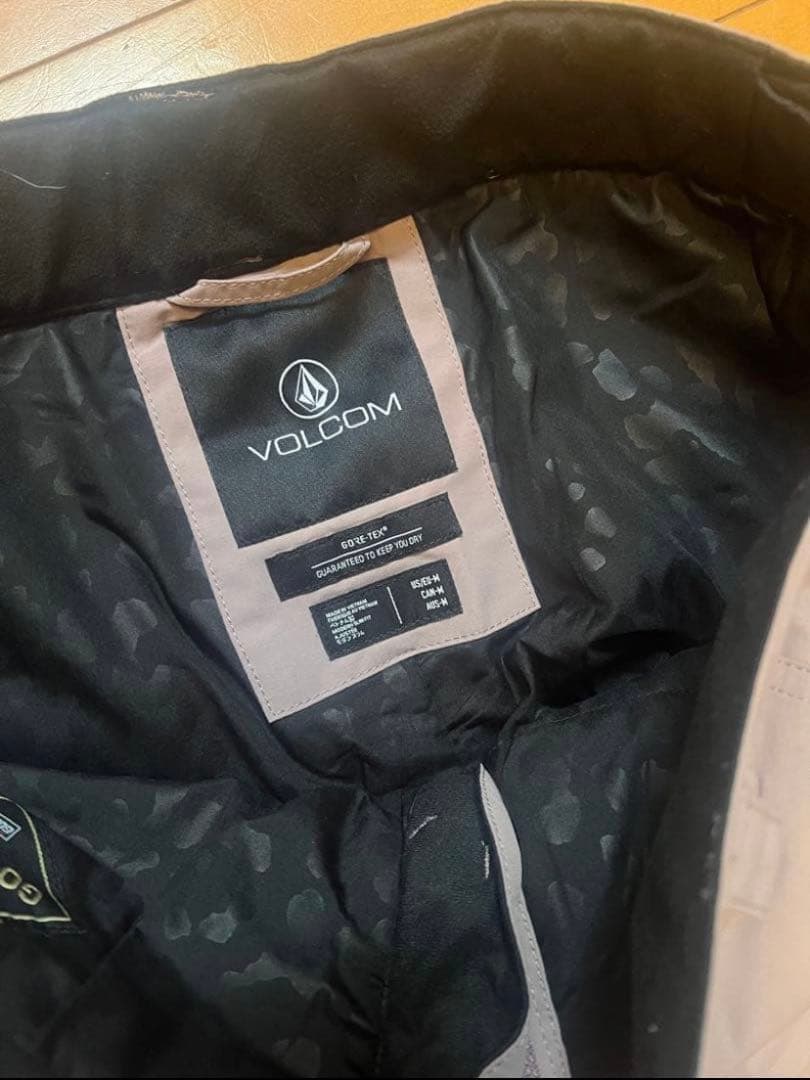 さらに限定お値下中! 【美品】スノーボードボルコムGORE-TEX パンツ Ｍ