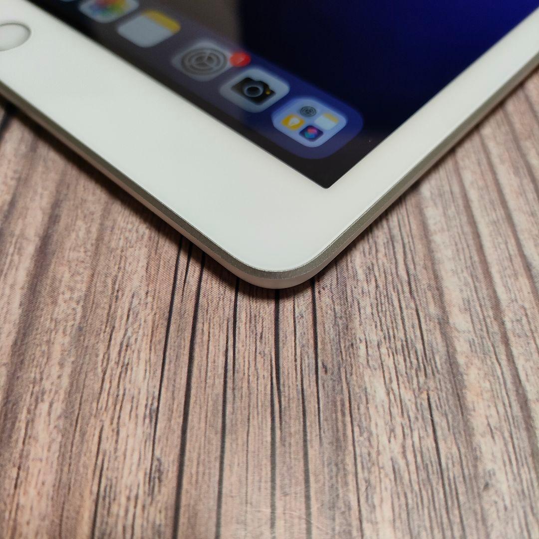 iPad 第7世代 32GB SIMフリー 超美品