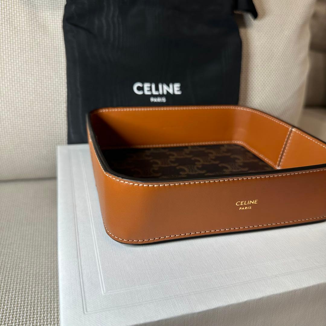 【正規品】CELINEトリオンフレザートレー アクセサリーボウル
