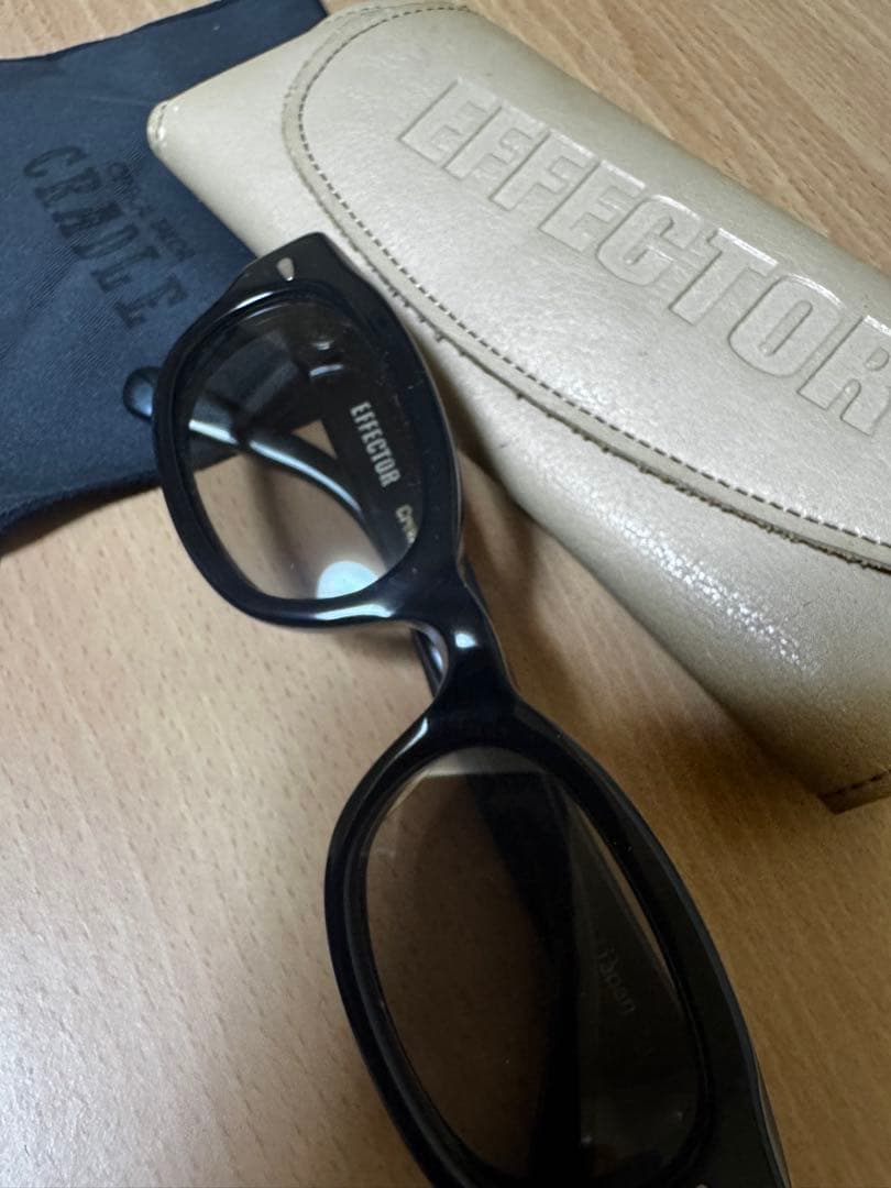 EFFECTOR Crunchブラックサングラス