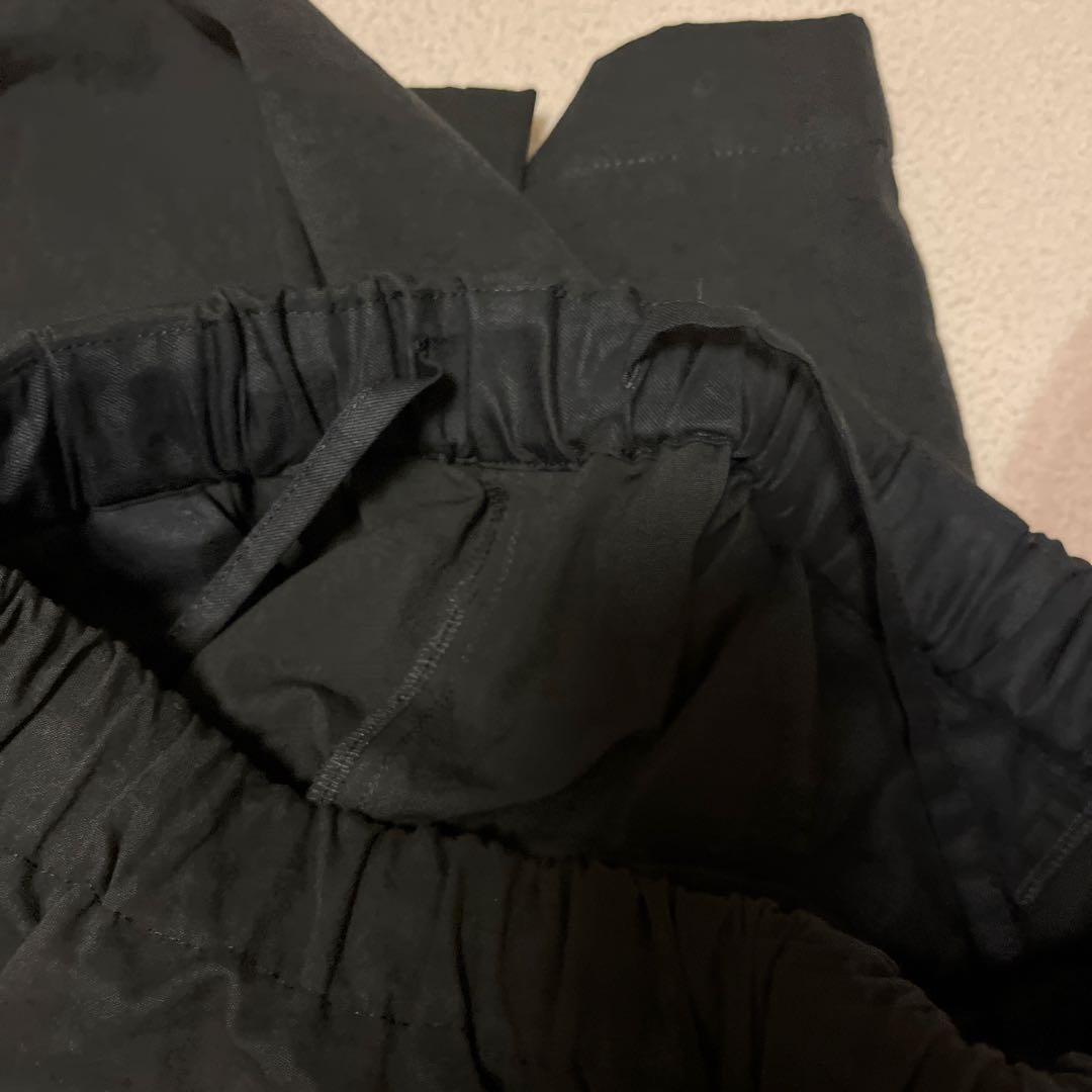 佳かぐれ　Two-tuck easy pants