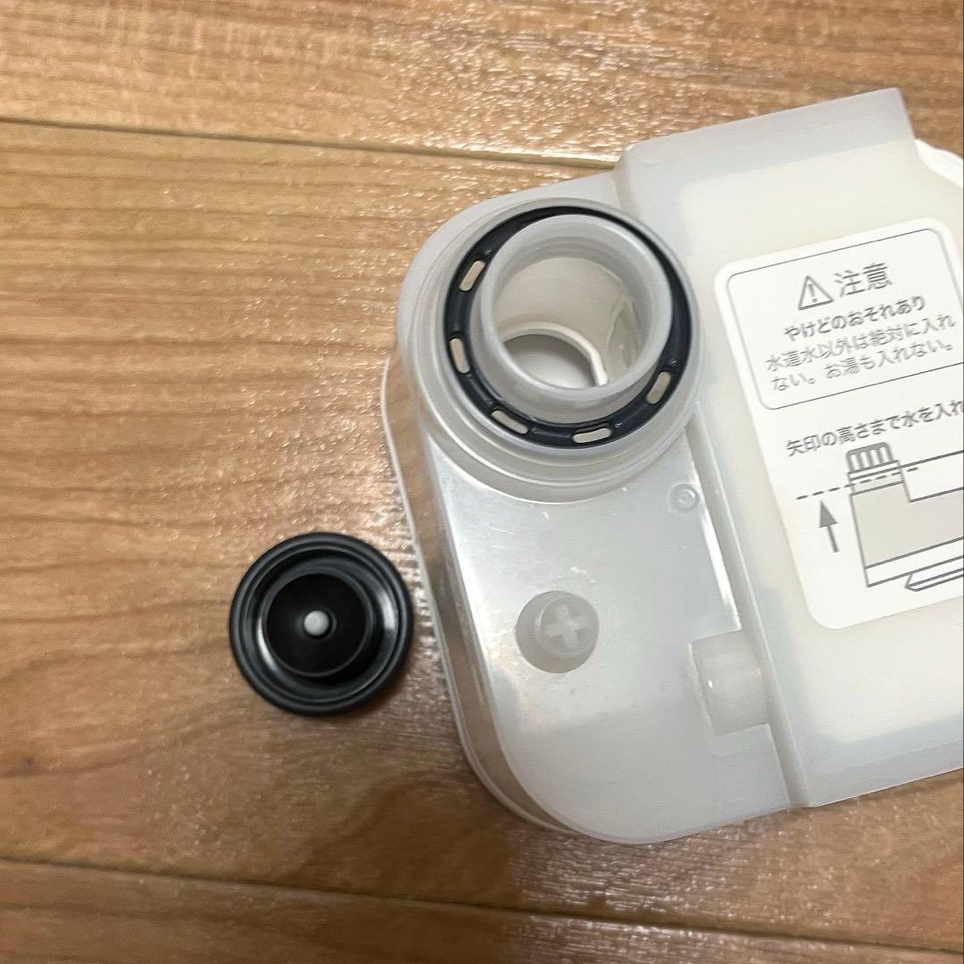 サキナ　ルルシェ　美顔器