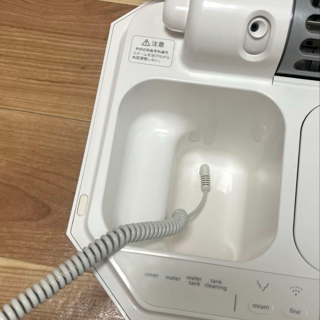 サキナ　ルルシェ　美顔器