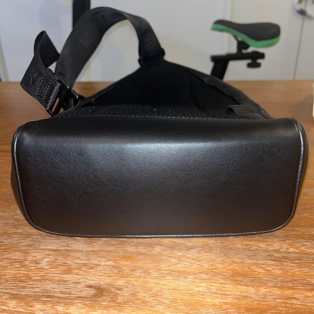 ルイ・ヴィトン モノグラム シャドウ レーサー スリングバッグ