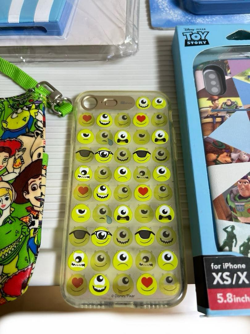 ディズニー、トイストーリー、ステッチのスマホカバー