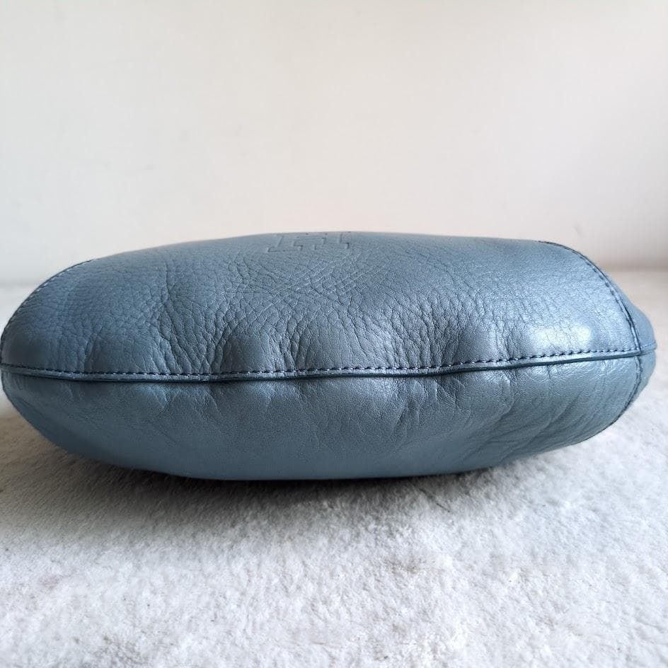 美品　ヒロフ　ショルダーバッグ　2way　ソーロ　ハーフムーン　レザー　ブルー