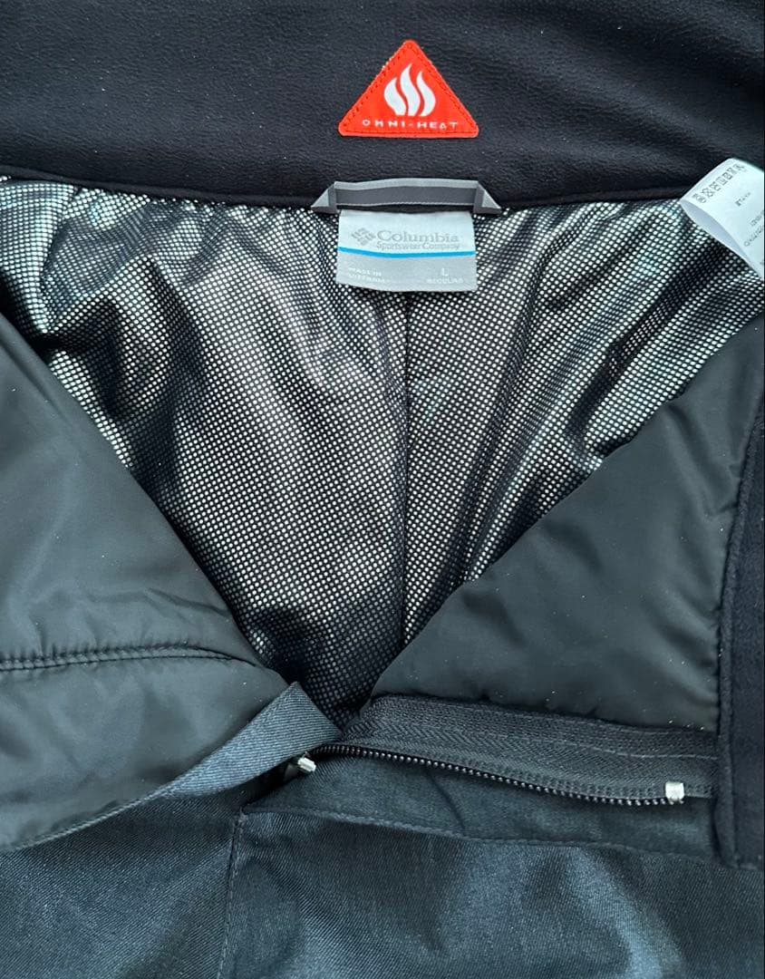 Columbia スノーボードパンツ ブラック　中綿あり レディース