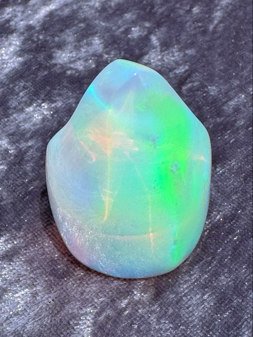 人工オパール　三線バチ　オーロラ模様