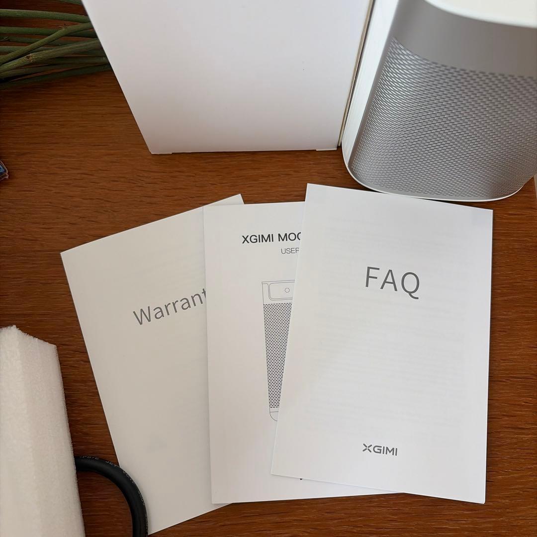 XGIMI mogo pro エクスジミー　プロジェクター