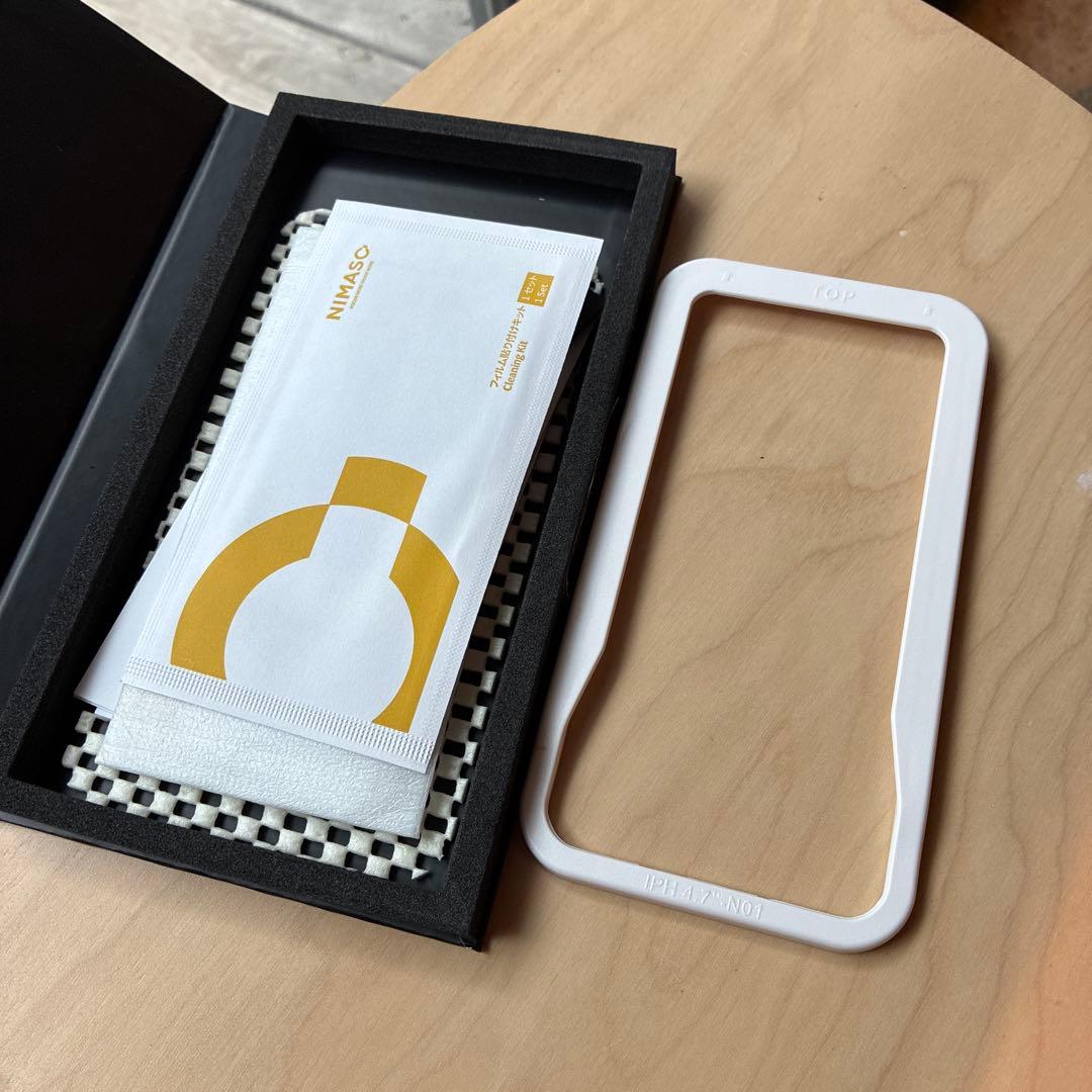 iPhone SE 第3世代 ミッドナイト 128GB ケース+ガラスフィルム付