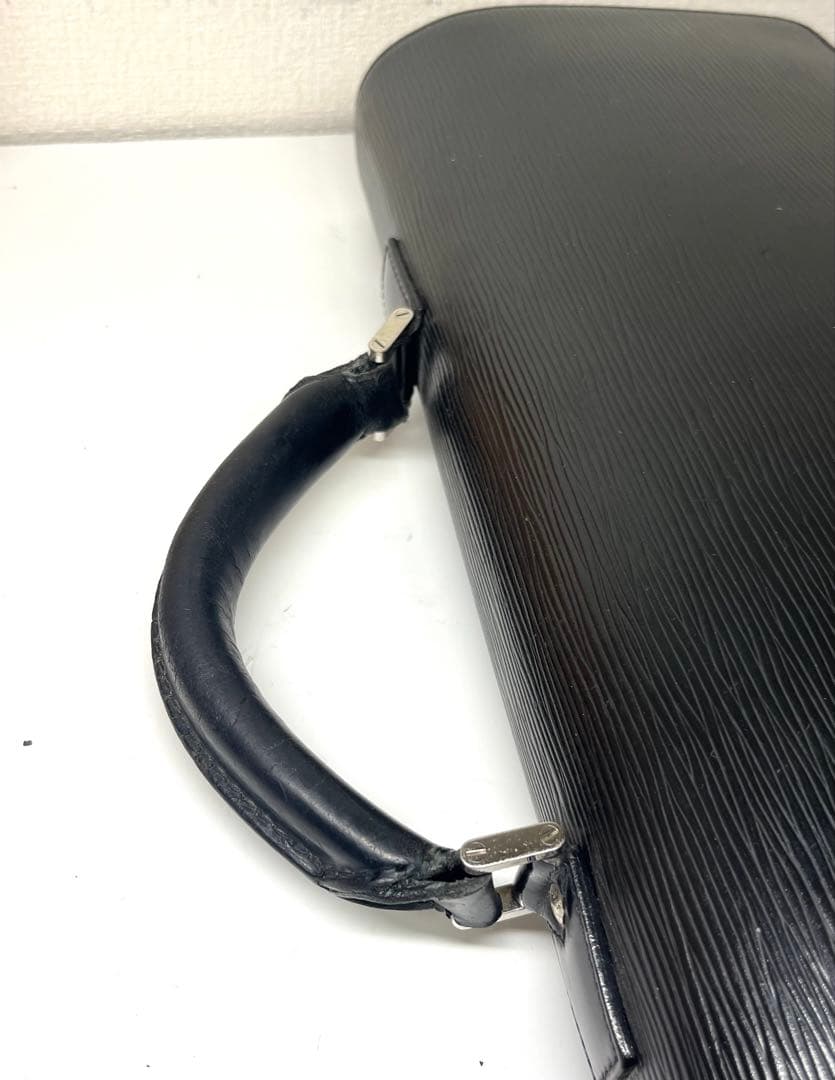 A*M様 【正規品】LOUIS VUITTON エピロブスト 1ビジネスバック【