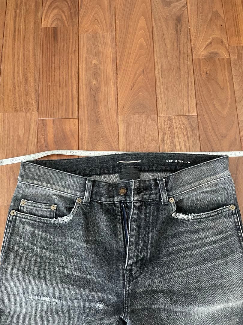 SAINT LAURENT ブラックデニム ダメージ加工
