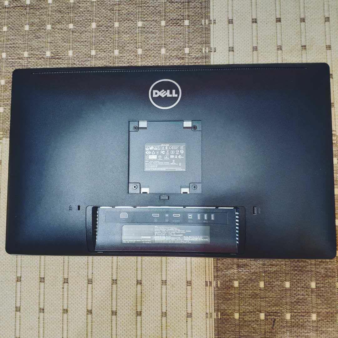 Dell ディスプレイ モニター UP2414Q 23.8インチ/4K/