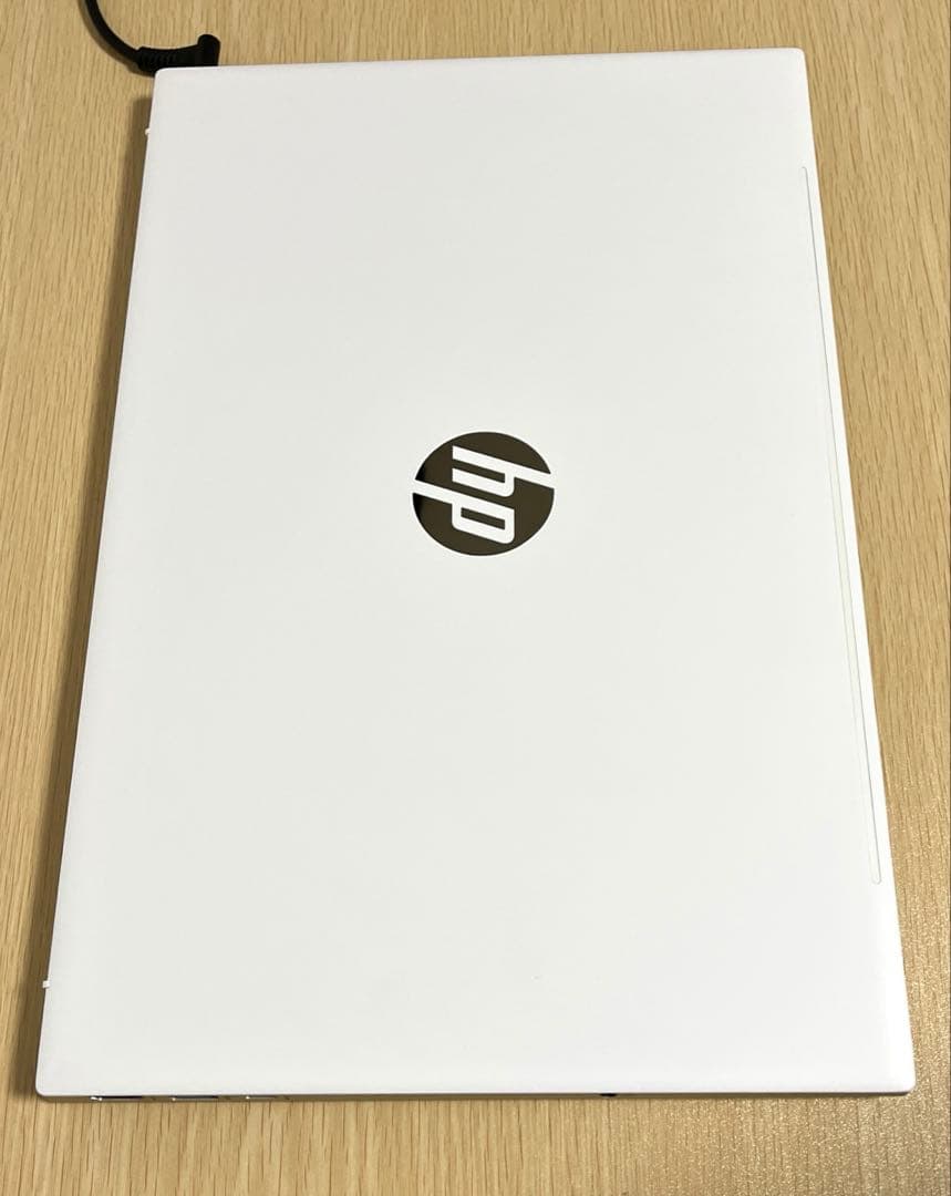 美品 HP Pavilion Laptop 15-eh3005AU