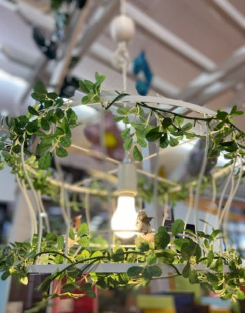 植物と鳥のデザイン ペンダントライト