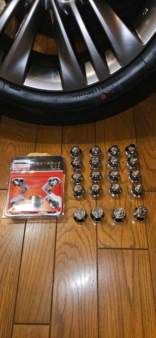 新車外し！25年トヨタ 40系 アルファード　純正18インチ PCD120/5H