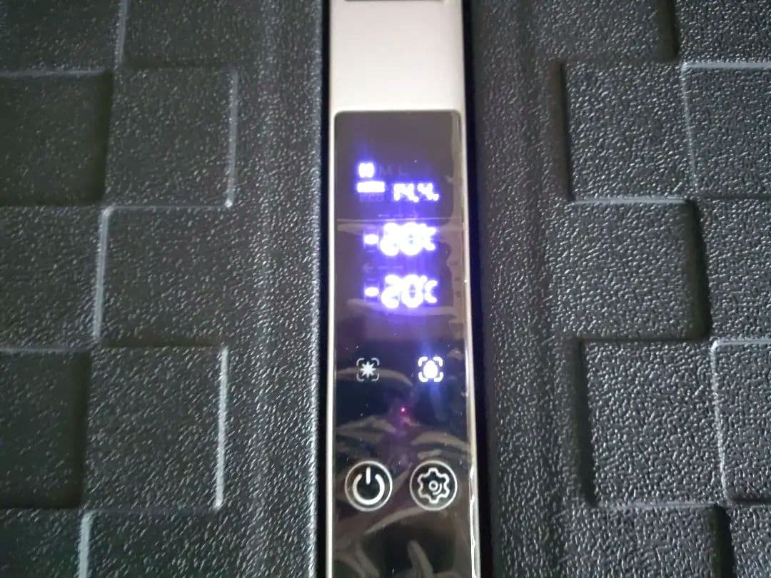 ポータブル冷蔵庫 車載冷蔵庫 2室 42L 冷凍庫 -20~10度 AC/DC