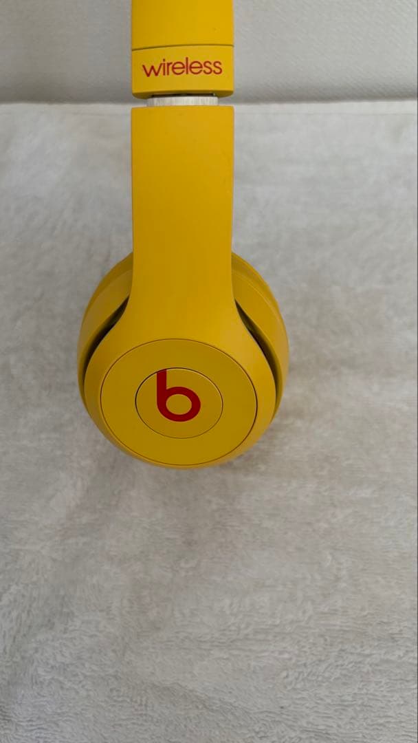 【廃盤モデル】Beats Solo3 Wireless ヘッドホンクラブイエロー