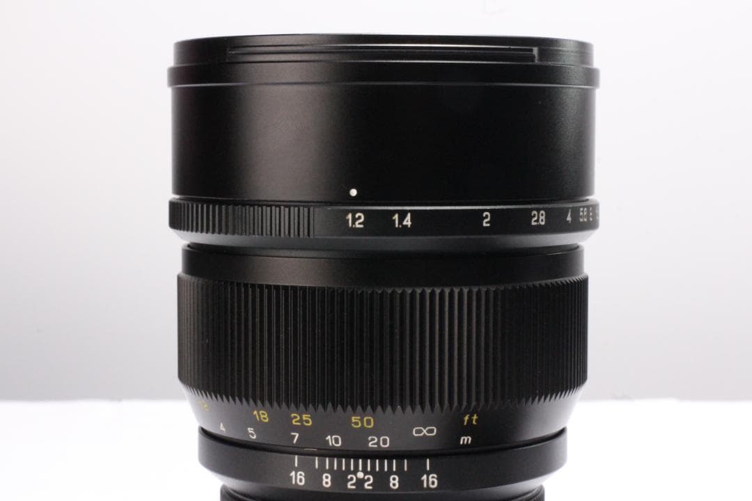 ※訳 中一光学 SPEEDMASTER 85mm F1.2 SONY Eマウント