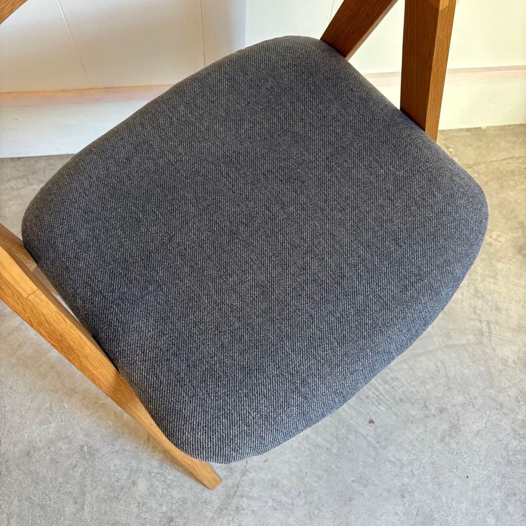 #2 ウニコ　エレムト　ダイニングチェア