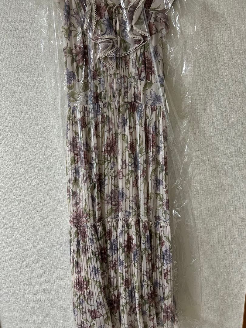 プリーツプリントワンピース　スナイデル　SNIDEL