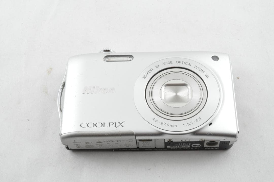 ジャンク　Nikon COOLPIX デジタルカメラ 3色セット