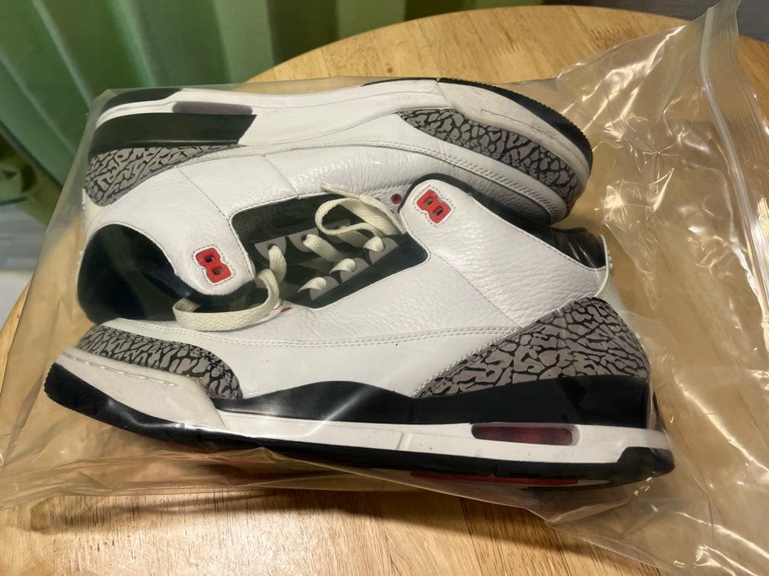 【コロコロ】AirJordan3 ホワイト セメント インフラレッド