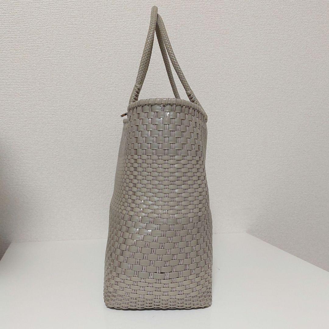 アンテプリマ イントレッチオ 横長 マットカーキ ワイヤーバッグ A4