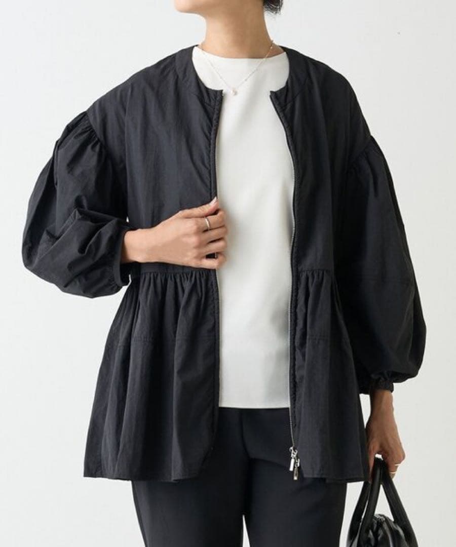 タグ付き　新品未使用　ビアズリー　ペプラムジップシャツブルゾン　ブラック