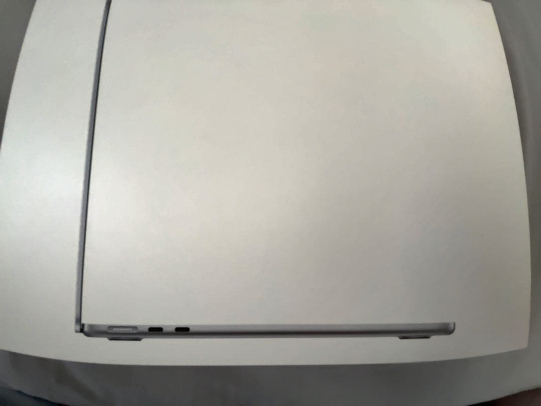 L*a様 Macbook air M2 512GB＋ノートPCスタンド