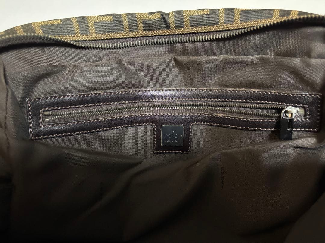 FENDI フェンディー　ハンドバッグ