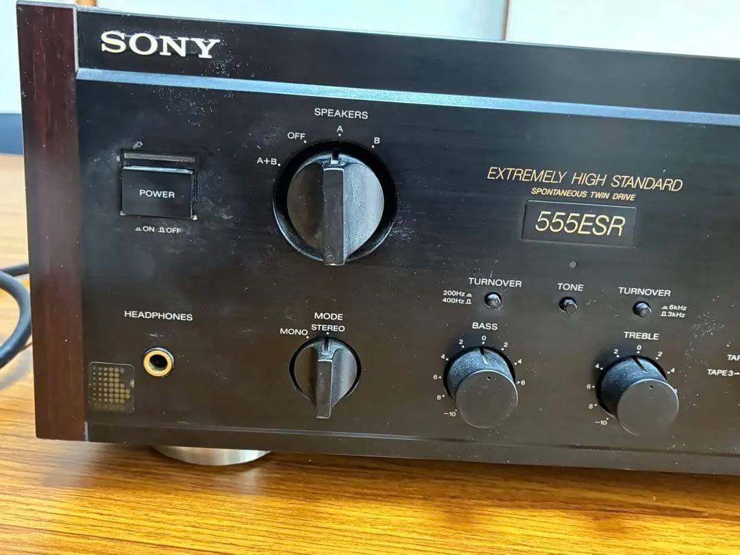SONY 555ESR プリメインアンプ
