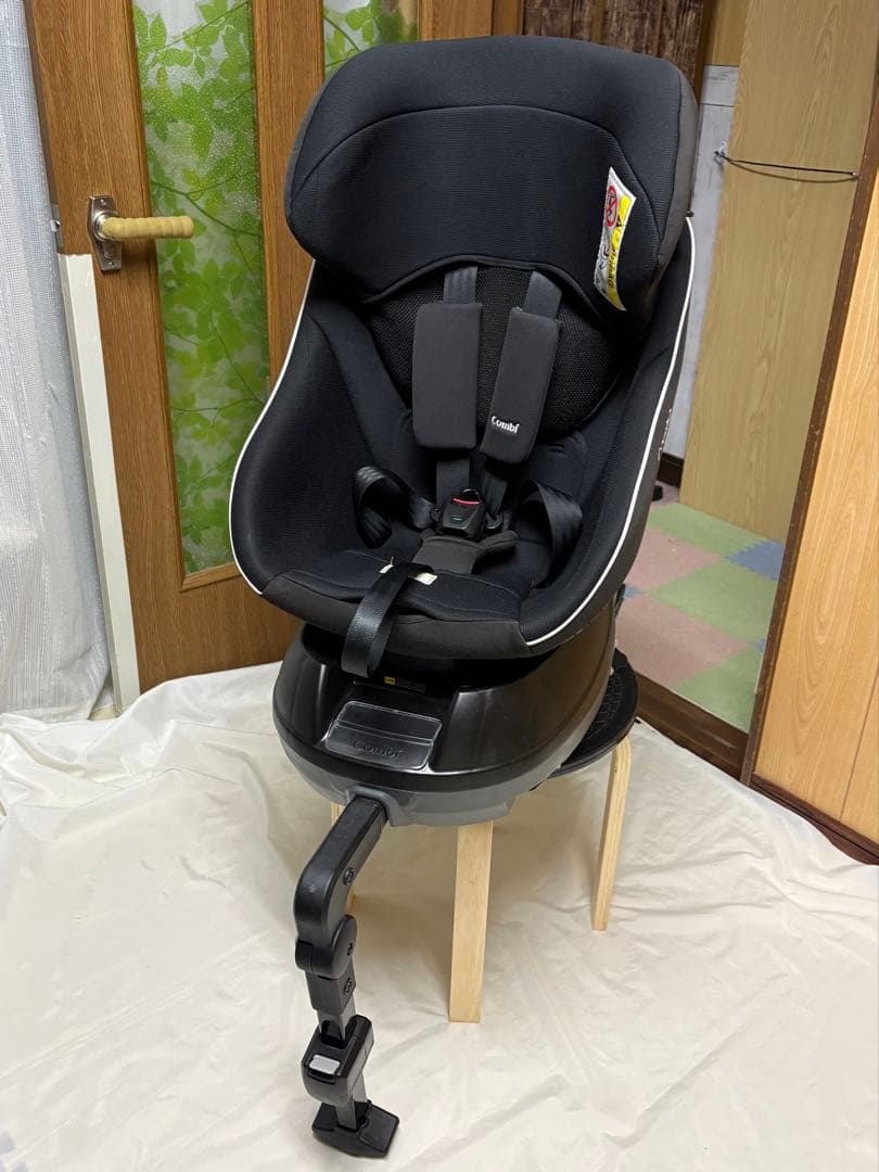 コンビ チャイルドシート クルムーヴスマートISOFIX エッグショック neo